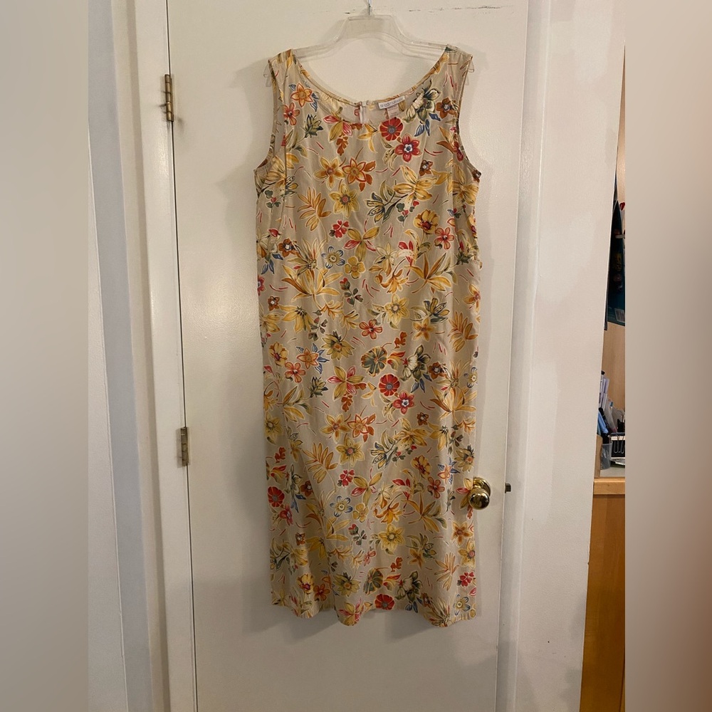 Motherwear nursing dress. Tan floral large.